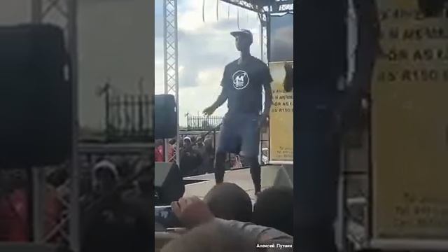 Вот это штучка, угорала пол часа ???? смотреть онлайн