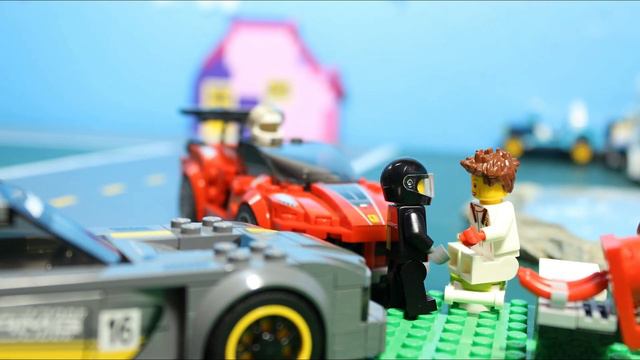 Ferrari FXX vs. Mercedes AMG GT3 Lego speed champions race stop motion смотреть онлайн
