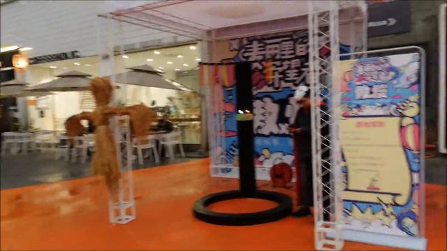 SPICY ICE CREAM!?!?! CHONGQING 重庆 Part 3 смотреть онлайн