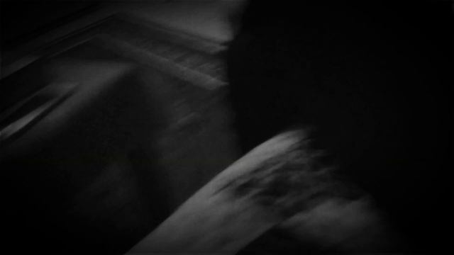 Как Линда стрижёт ногти смотреть онлайн