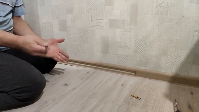 Крепеж "Быстрый монтаж" ставим быстро! Установка плинтуса. смотреть онлайн