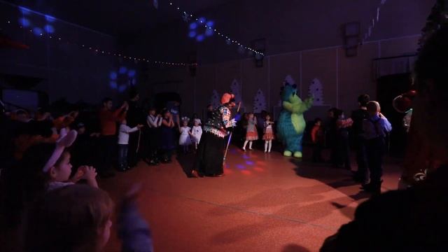 Новогодний утренник 2022 смотреть онлайн