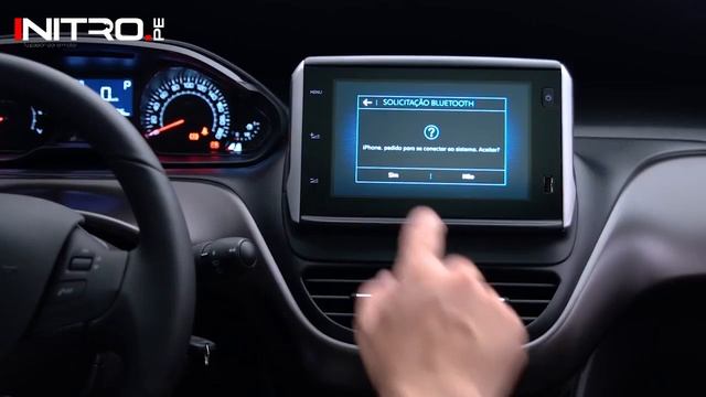 Peugeot 2008 / ¡Se renueva el SUV de entrada de la marca! смотреть онлайн