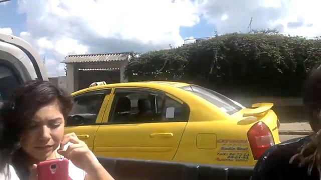 Как ездят на такси в Эквадоре? смотреть онлайн