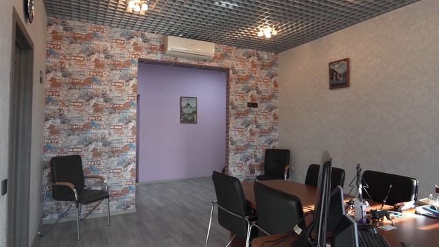 Видео обзор Здание административное 4-х этажное 1973 г. постройки смотреть онлайн