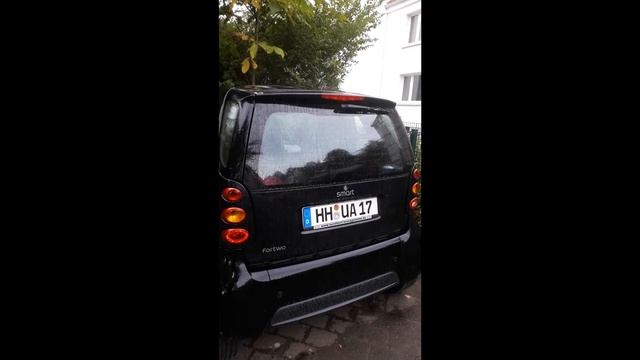 Замена ламп ближнего света в автомобиле Smart 450 смотреть онлайн