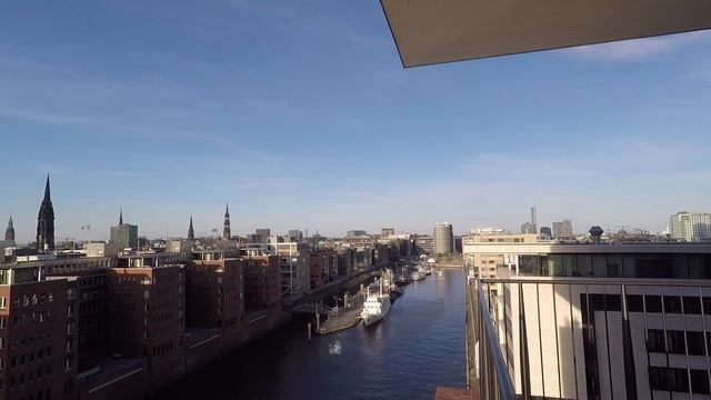 Фото мото с Лёхой. ГамбурЖская Эльбфилармония, как отмыть бабло с пользой для народа! смотреть онлайн