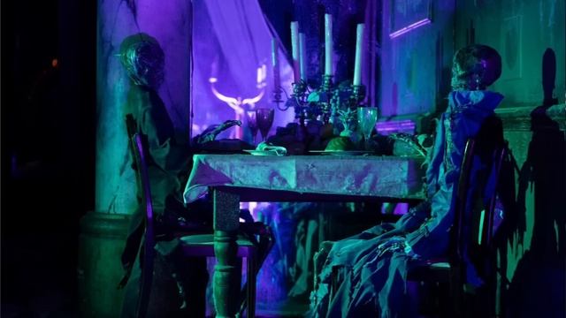 First Look INSIDE The Curse At Alton Manor - Alton Towers Ride References & Heavy Theming! смотреть онлайн