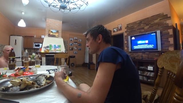 ВПЕРВЫЕ ОТДОХНУЛИ НА ДАЧЕ В 2021 ГОДУ/ПОЧИСТИЛИ И ЗАЛИЛИ БАССЕЙН/ВЫКОПАЛИ ТРАНШЕЮ/СЕЗОН ОТКРЫТ смотреть онлайн