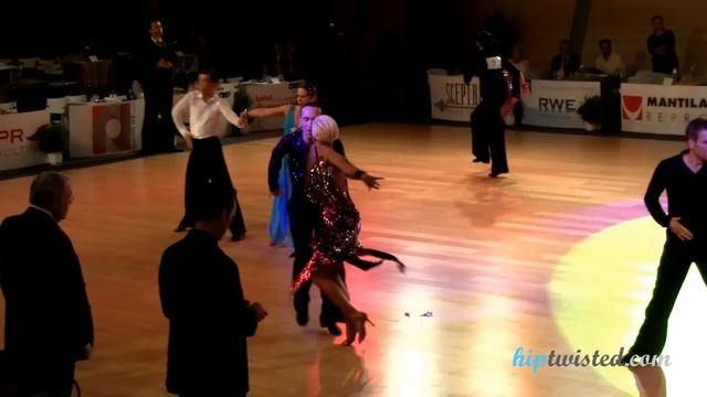 Sergey Makarenko - Tatiana Nikolaeva, Brno Open 2012, WDSF senior I latin, semifinal - jive смотреть онлайн