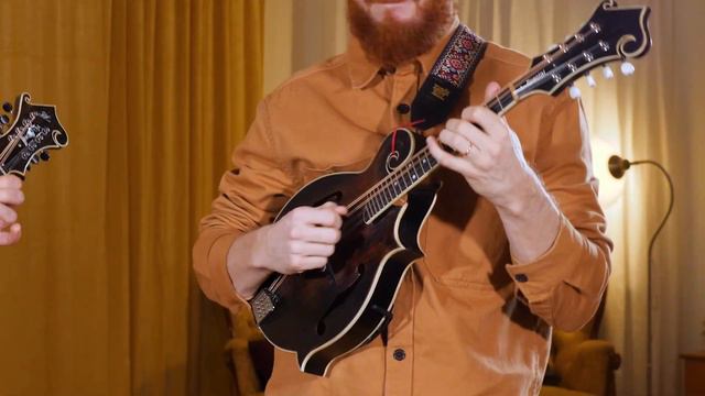 Classical Mandolin Duet // Magnus Zetterlund & Karl Tiren // Minuet in G major by J S Bach смотреть онлайн