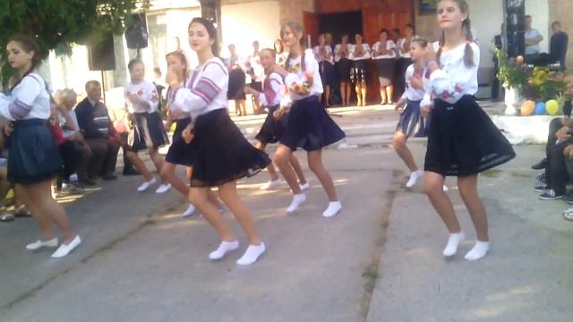 Танець на день села смотреть онлайн