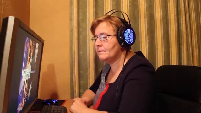 РЕАКЦИЯ МАМЫ НА Честный Город не спит смотреть онлайн