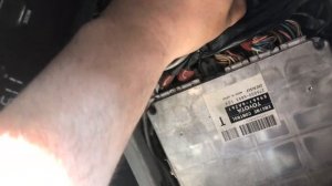 Замена фильтра в салоне Toyota Land Cruiser 100