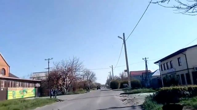 Станица ЕЛИЗАВЕТИНСКАЯ Переезд в КРАСНОДАР Смотрим дома + Обзор станицы Часть1 смотреть онлайн