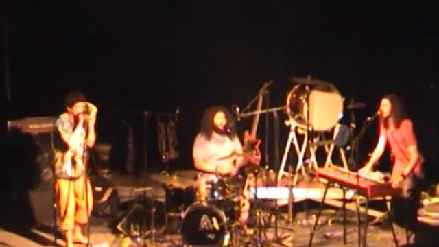 Benito Band - Dear Arthur Live @ Akwaba Theatre, Avignon смотреть онлайн