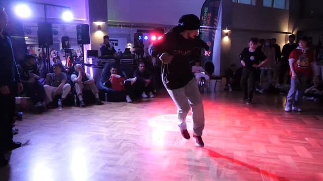 профи 2x2 OnePeaceYes vs Samorez & Red Tiger - брейкданс, SPRING WARS 2022 смотреть онлайн