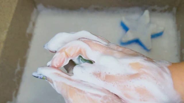 🌈🌈🌈ASMR shaving soap мыление радужных глицериновых Delicare 🧼🧽 смотреть онлайн