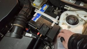 Крышка расширительного бaчка Лада Гранта.