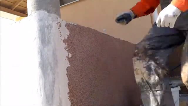 Мозаичная штукатурка Baumit на цоколь