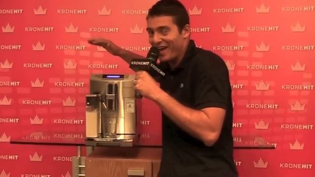 KRONEHIT - und De'Longhi schenken dir eine PrimaDonna S De Luxe смотреть онлайн