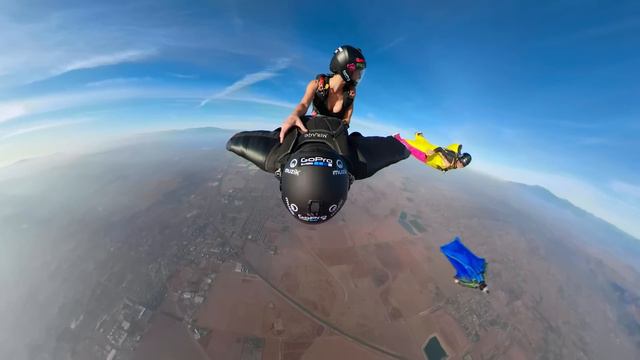 Riding Dragons смотреть онлайн