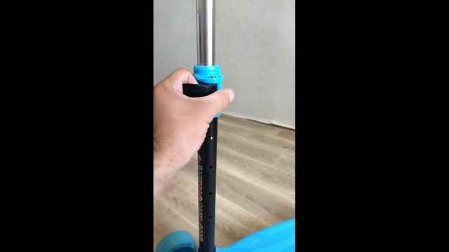 Детский самокат Scooter со светом и музыкой смотреть онлайн