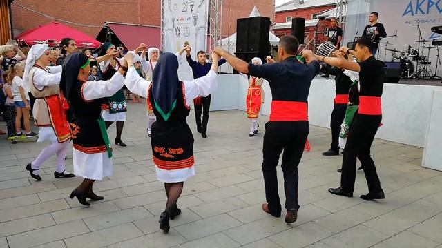 Фестиваль Греции. Понтийский танец. смотреть онлайн