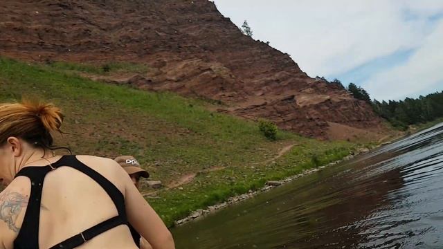 3 ДЕВИЦЫ И SUP BOARD. Как взглянуть на утес Шаманка под другим углом. смотреть онлайн