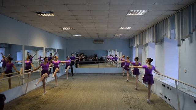Классический танец 33 группа 9.12.16 смотреть онлайн