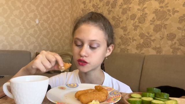 МУКБАНГ СЫРНЫЕ ПАЛОЧКИ ? | НОВАЯ ЛОКАЦИЯ ? и мои СНЫ ? | #food  MUKBANG CHEESE STICKS