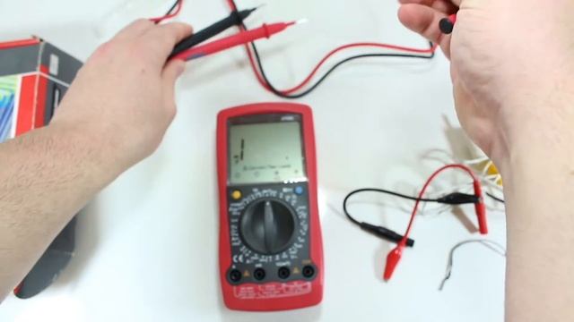 unboxing Multímetro digital UNI-T UT58E смотреть онлайн