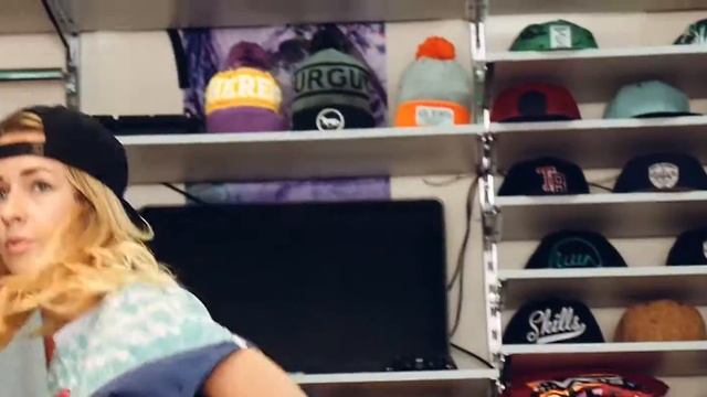 Yakutzoo & Blunt boardshop смотреть онлайн