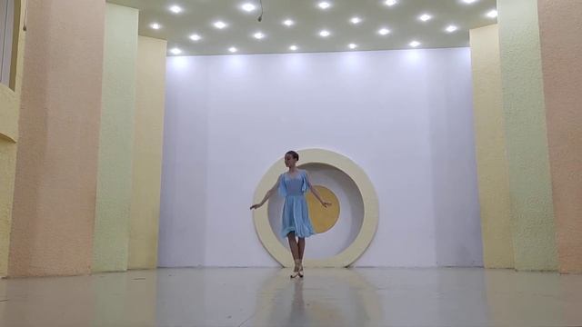 Тухачевская Дарья - Вариация из классического Па-де-де смотреть онлайн