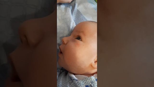 Ребенок говорит агу в первый месяц. Смотреть до конца смотреть онлайн