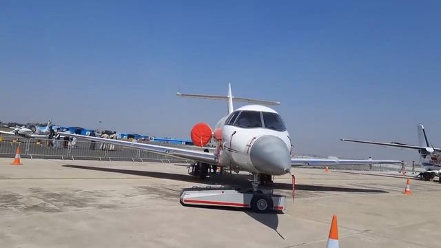 Walking around aircrafts at Aero India 2023 смотреть онлайн
