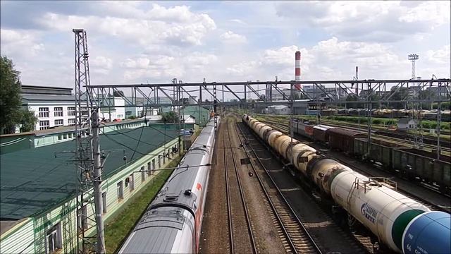 ЭП20-043 с пассажирским поездом №144 Москва - Кисловодск смотреть онлайн