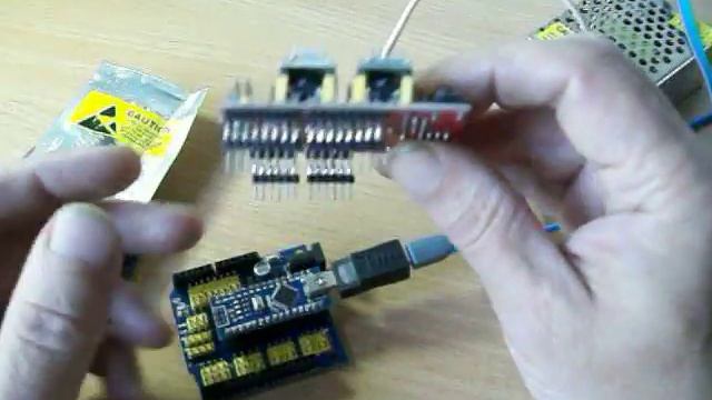 Самодельный режущий плоттер из струйного принтера. Часть 3. Электроника смотреть онлайн