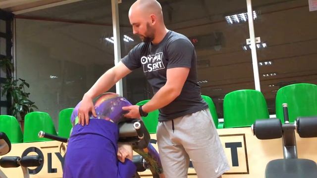 Гиперэкстензия на ягодицы. Как делать правильно.