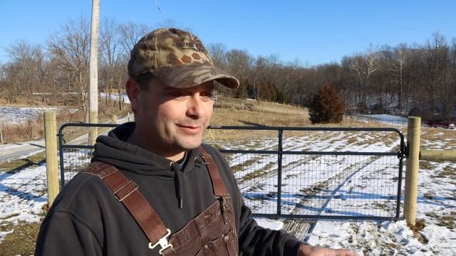 What did the fencing cost? How big is the pasture?? Why double braces?? Fencing Project Q&A смотреть онлайн