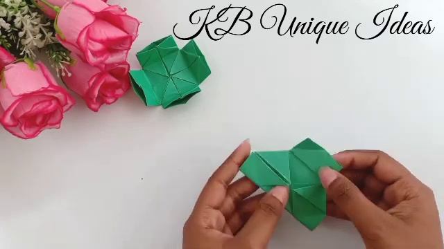 How to make an Origami backpack of paper. Easy suitcase craft смотреть онлайн