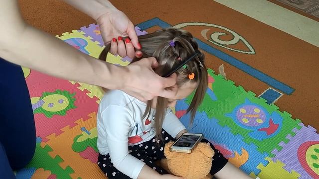 Французские косички с резинками на средние волосы | Hairstyles 2021 смотреть онлайн