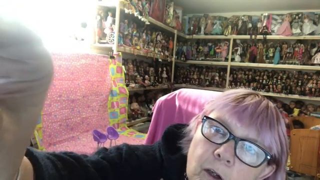 LOL OMG LIGHTS DAZZLE UN BOXING - ADULT COLLECTOR смотреть онлайн