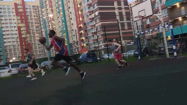 Играем в #Баскетбол в #ПригородЛесное 2021.06.17 смотреть онлайн