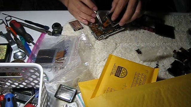 how to disassemble SONY DSC-T100 part 03/tháo rời SONY DSC-T100 phần 03 смотреть онлайн