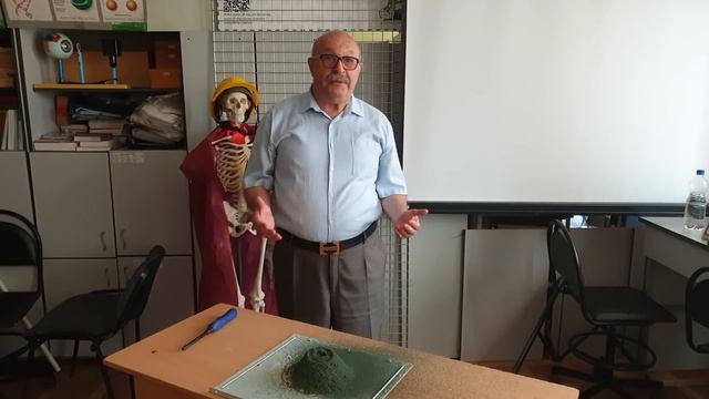 Добро пожаловать в лабораторию естественных наук факультета экологии и техносферной безопасности! смотреть онлайн