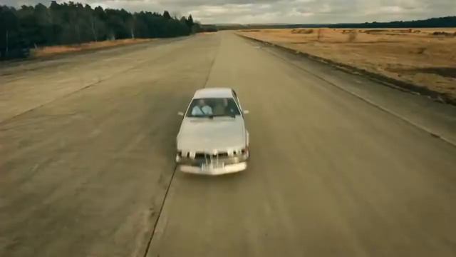 Дедушка на BMW e24, сильное видео... | JZX STudio смотреть онлайн