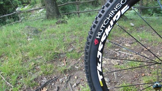 In test: Hutchinson Squale Enduro HardSkin RR TL-Ready 27.5 x 2.25" смотреть онлайн