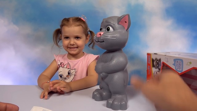 Кот Том говорящая интерактивная игрушка из компьютерной игры Tom Cat funny toy u смотреть онлайн
