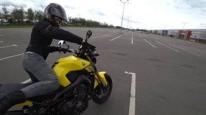 Вот почему с Yamaha MT-09 тебе НЕ НУЖЕН литровый спорт